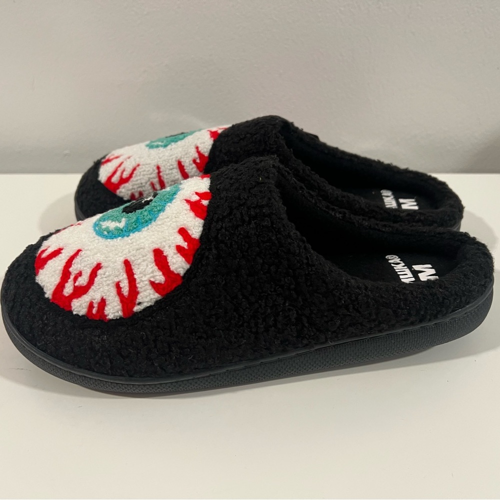 Mnwka slippers